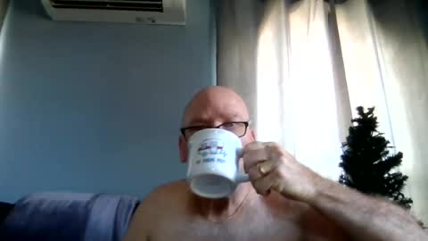 Snapshot of cruising_guy chatting on June 2026 12:20:01 PM fun guy online show from June 2026 12:20:01 PM