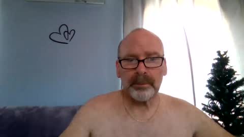 Snapshot of cruising_guy chatting on July 2026 04:53:02 PM fun guy online show from July 2026 04:53:02 PM