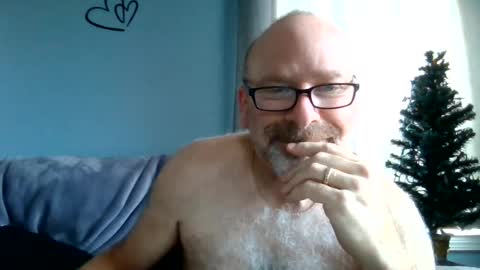 Snapshot of cruising_guy chatting on July 2026 12:11:01 PM fun guy online show from July 2026 12:11:01 PM