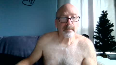 Snapshot of cruising_guy chatting on July 2026 12:36:02 PM fun guy online show from July 2026 12:36:02 PM