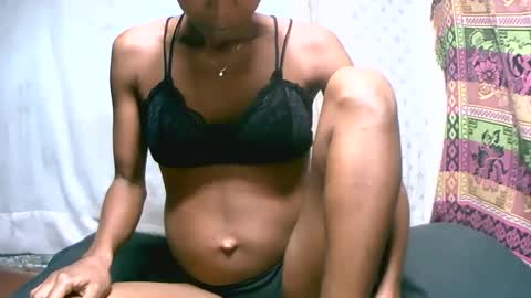 crushlove069 online show from February 2026 03:00:02 AM