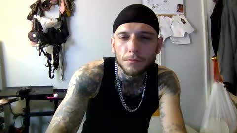 Snapshot of cruz815 chatting on May 2026 02:18:02 AM cruz815 online show from May 2026 02:18:02 AM