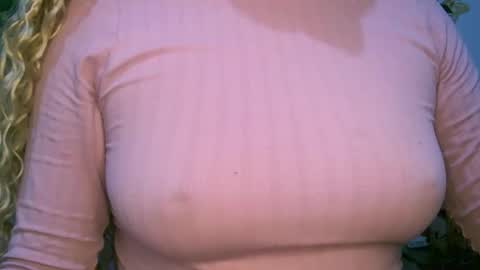 crysrus online show from December 2025 01:02:02 AM