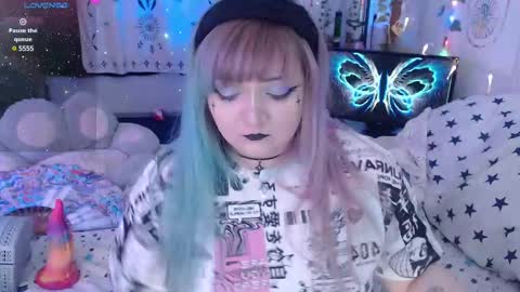 Snapshot of crystal_galaxy chatting on February 2025 08:09:01 AM   online show from February 2025 08:09:01 AM