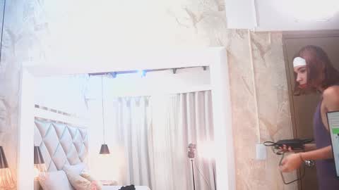 Snapshot of crystal_gilton chatting on February 2026 07:04:01 PM crystal_gilton online show from February 2026 07:04:01 PM