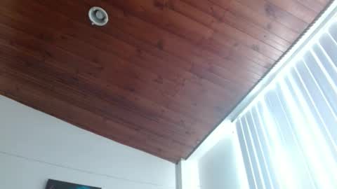 Crystal Blaze online show from April 2026 01:11:01 PM