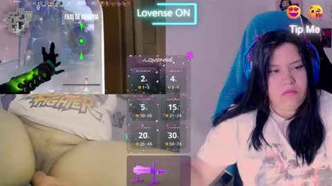 Snapshot of crystal_velvet01 chatting on January 2025 09:13:01 AM crystal online show from January 2025 09:13:01 AM