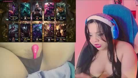 Snapshot of crystal_velvet01 chatting on February 2025 03:22:01 AM crystal online show from February 2025 03:22:01 AM