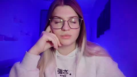 crystalblush01 online show from April 2026 06:36:02 PM