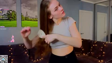 Snapshot of crystaldiva01 chatting on January 2026 06:51:02 AM Diva online show from January 2026 06:51:02 AM