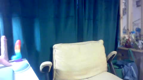 Snapshot of crystalizzzee chatting on June 2026 01:34:02 PM Herekittykitty69 online show from June 2026 01:34:02 PM