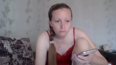 Snapshot of crystallangel chatting on June 2026 01:28:02 PM CrystallAngel online show from June 2026 01:28:02 PM