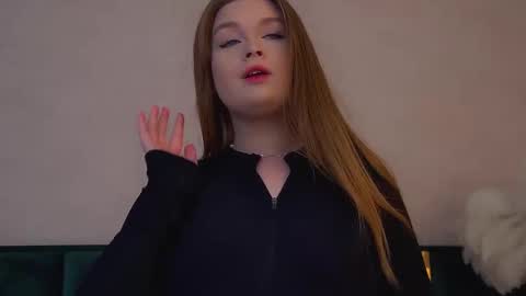 Crystal online show from February 2026 06:06:01 PM