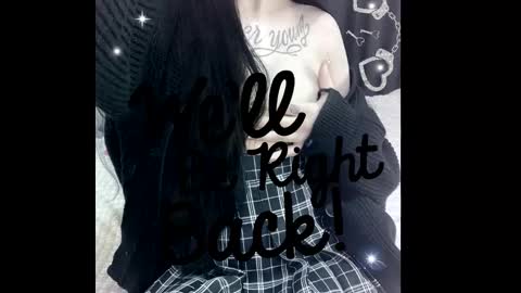 Sasha    Make me moan with patterns   good music here  online show from October 2025 10:00:02 AM