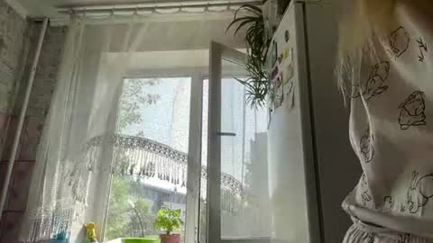 Snapshot of crystalstipp chatting on June 2026 05:39:02 AM crystalstipp online show from June 2026 05:39:02 AM