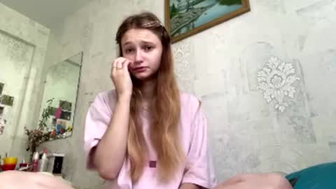 Snapshot of crystalstipp chatting on July 2026 07:46:01 AM crystalstipp online show from July 2026 07:46:01 AM
