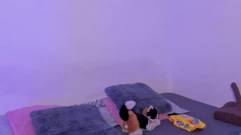 Soy Crystal online show from November 2025 12:55:01 PM