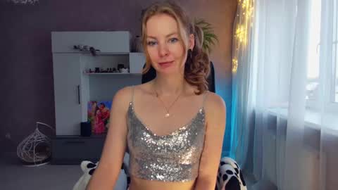 Snapshot of cuddle_kitten chatting on December 2024 07:13:02 AM Alexia online show from December 2024 07:13:02 AM