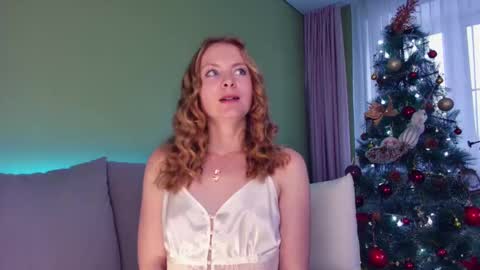 Snapshot of cuddle_kitten chatting on December 2024 11:19:02 AM Alexia online show from December 2024 11:19:02 AM