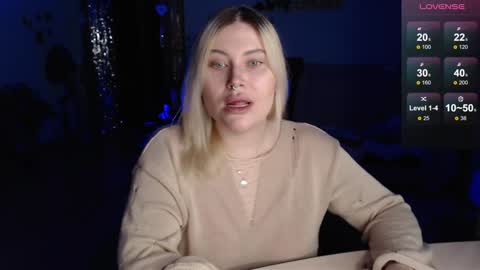 Snapshot of cuddlieschris chatting on December 2024 11:46:01 PM Chris online show from December 2024 11:46:01 PM