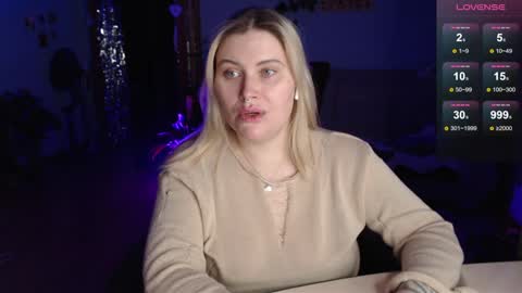 Snapshot of cuddlieschris chatting on December 2024 10:44:02 AM Chris online show from December 2024 10:44:02 AM