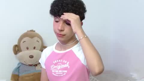 Cuddly online show from September 2025 05:51:01 AM