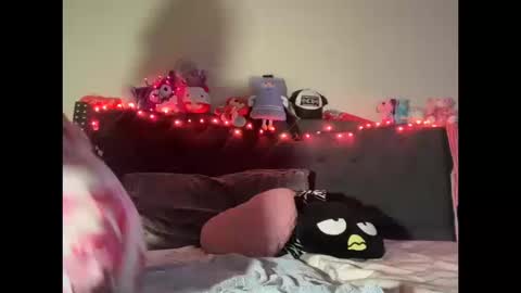 cum2charmxx online show from October 2025 10:18:01 AM