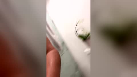 Snapshot of cum4medrea chatting on May 2026 03:45:02 AM Cum4meDrea online show from May 2026 03:45:02 AM