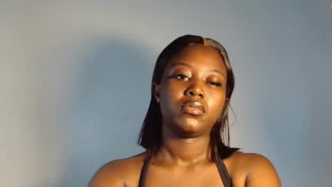 Snapshot of cum_ebony_smile chatting on October 2025 10:54:02 AM cherry online show from October 2025 10:54:02 AM