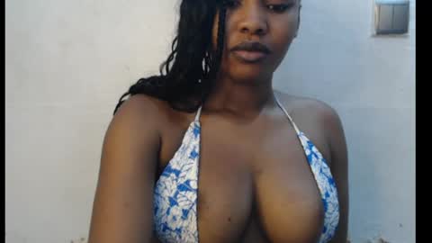 Snapshot of cum_ebony_xxxpetit chatting on June 2026 12:23:01 AM Teeha online show from June 2026 12:23:01 AM