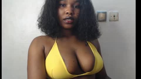 Snapshot of cum_ebony_xxxpetit chatting on July 2026 01:57:01 AM Teeha online show from July 2026 01:57:01 AM
