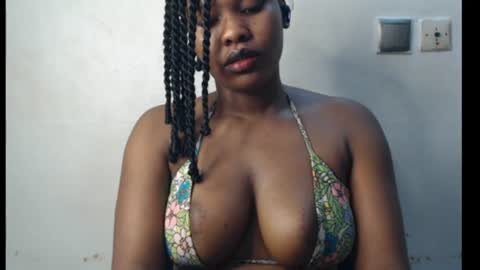 Snapshot of cum_ebony_xxxpetit chatting on July 2026 02:13:01 PM Teeha online show from July 2026 02:13:01 PM