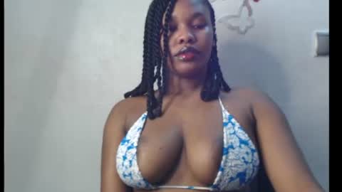 Snapshot of cum_ebony_xxxpetit chatting on July 2026 05:12:02 PM Teeha online show from July 2026 05:12:02 PM