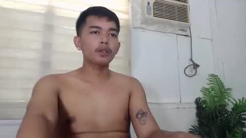 Snapshot of cum_for_u19 chatting on January 2026 04:18:02 AM DREI online show from January 2026 04:18:02 AM