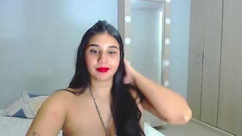 Snapshot of cumb0y_squirtgirl chatting on June 2026 10:52:02 PM Pablo and emma online show from June 2026 10:52:02 PM