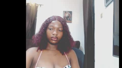 Snapshot of cumebony_petit chatting on June 2026 09:14:01 AM cumebony_petit online show from June 2026 09:14:01 AM