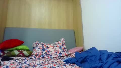 Cumms Cam online show from February 2025 10:19:01 AM