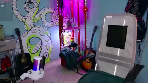 CUMpotikEve online show from April 2026 03:00:01 AM