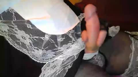 Snapshot of cumprincessscum chatting on December 2024 07:26:02 PM Cumprincess online show from December 2024 07:26:02 PM