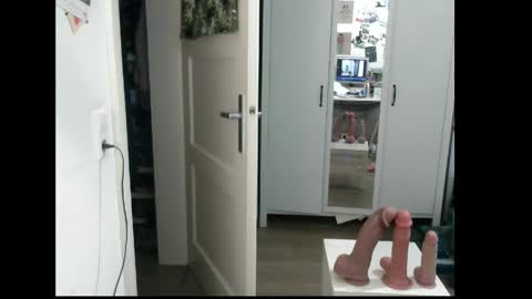 Cumshow online show from April 2026 05:43:01 PM