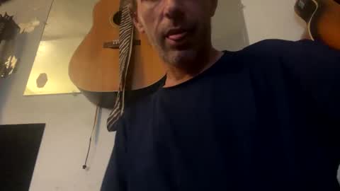 Snapshot of cumslutboi27 chatting on January 2026 05:15:01 PM cumslutboi27 online show from January 2026 05:15:01 PM
