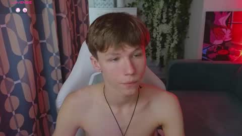 cumte_boy online show from July 2026 01:42:01 AM