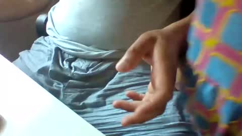 Carl online show from December 2024 01:06:02 AM