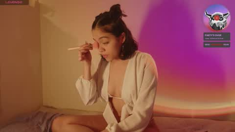 Sara online show from September 2025 01:49:02 AM