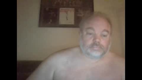 Snapshot of curiousbate1 chatting on March 2025 05:00:02 AM CuriousBate1 online show from March 2025 05:00:02 AM