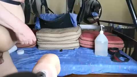 Curiousbisex22 online show from February 2025 08:55:01 AM