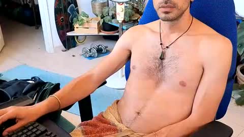 Snapshot of curiousgenie chatting on May 2026 12:21:02 PM curiousgenie online show from May 2026 12:21:02 PM