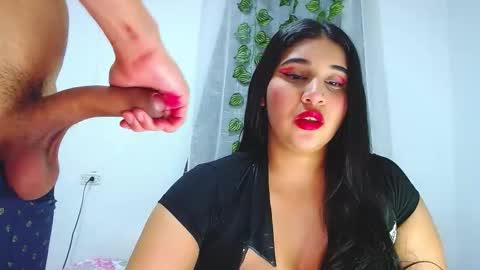 Pablo and emma online show from November 2025 10:31:01 PM