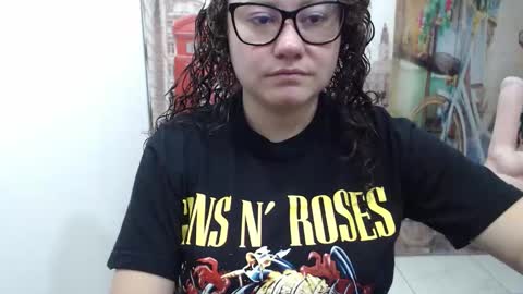 Vannesa online show from November 2025 08:35:02 PM