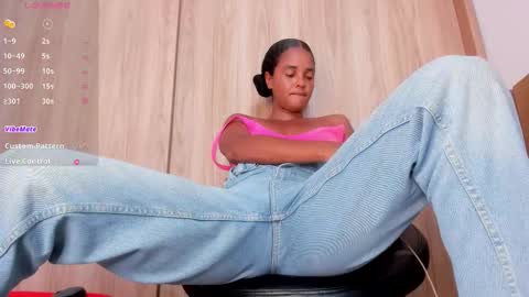 Curly  -  OF- CURLY SWEETT online show from October 2025 08:20:02 PM